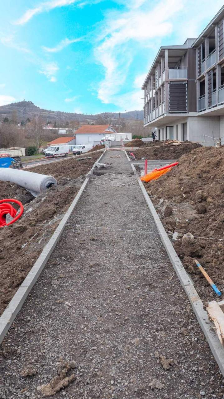 Travaux de voirie en cours de réalisation Montmorin